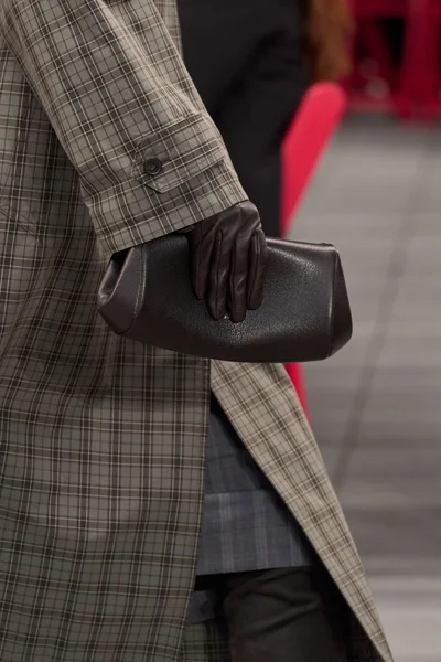 Look 35